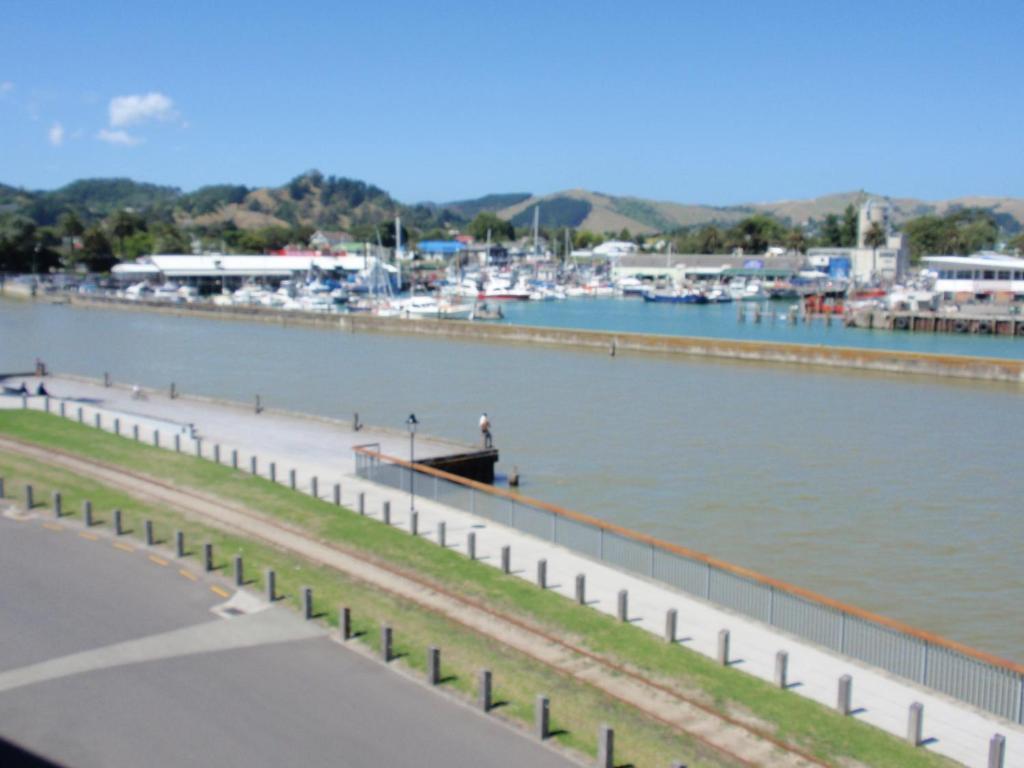 Marina View Apartments Gisborne Exterior photo