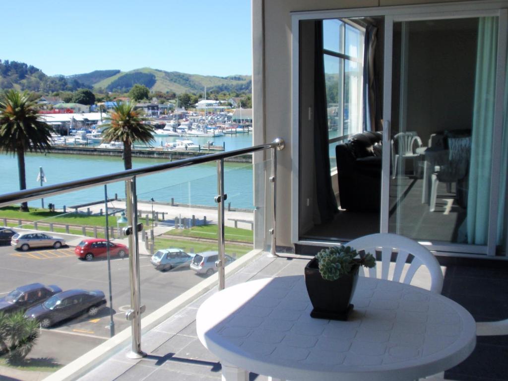 Marina View Apartments Gisborne Exterior photo